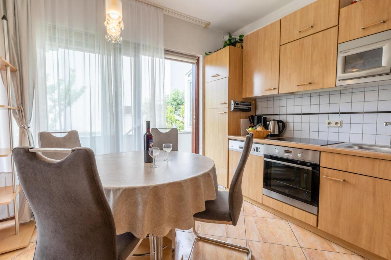 Apartman Lana Baška Zewnętrze zdjęcie